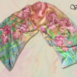 Батик шарф «Ирисы в розовой дымке». Шелковый шарф ручной работы.
