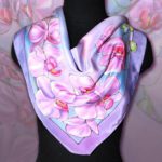 Батик платок «Сиреневые орхидеи». Шелковый платок ручной работы.